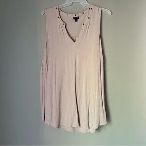 Torrid Women's Sleeveless Top in Cream